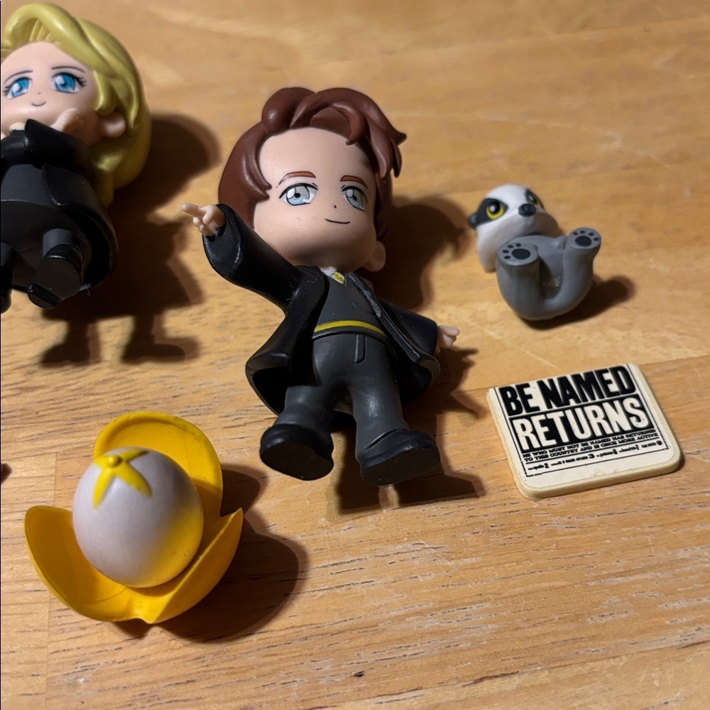 Harry Potter Yume Magical Capsule Mystery Box Cedric Diggory and Luna Figure - Picture 2 of 3